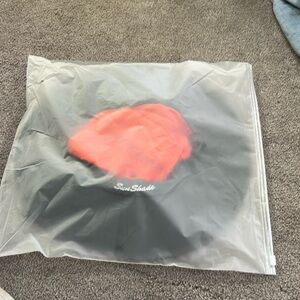 Sun hat with ponytail hole